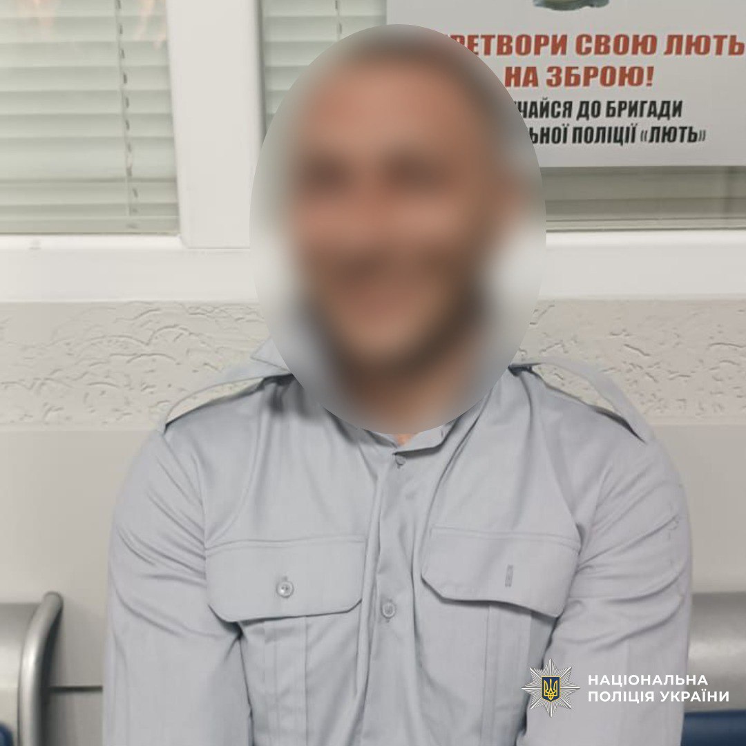Стріляв з автомата біля дитячого майданчика чоловік: Новини Харкова